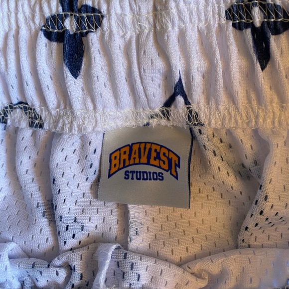 Bravest Studios Atlanta Braves Shorts - Picture 3 of 4
